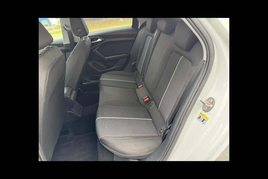 Audi A1 SPORTBACK 25 TFSI Pro Line S-Line,Navigatie,Carplay/Andriod,Cruisecontrol,stoelverwarming,Parkeersensoren,