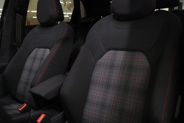 Volkswagen Polo 2.0 TSI GTI VIRTUAL/PANO/CARPLAY/IQ-LIGHT/SFEERVER/VOL