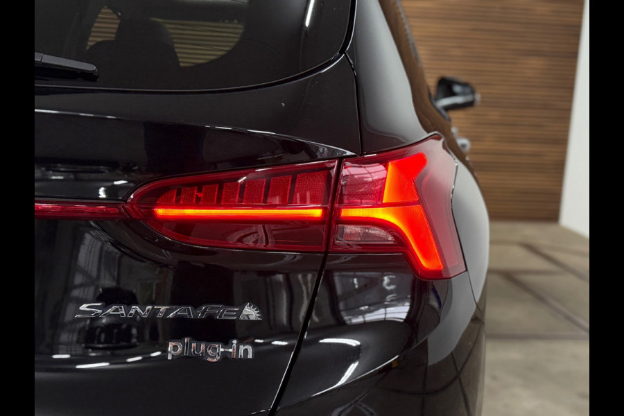 Hyundai Santa Fe 1.6 T-GDI PHEV Premium Sky 7p. | Pano | ACC | Winterpakket | Luxe Leder | Memory | 360° Camera