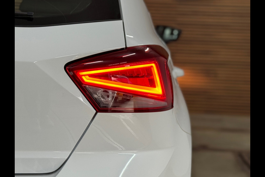 Seat Ibiza 1.0 TSI Excellence Automaat | Half Leer/Alcantara | Keyless | LED | Cruise Control | Climate Control