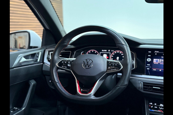 Volkswagen Polo 2.0 TSI GTI | Pano | Matrix LED | 18' inch | Stuurhulp | Camera | Adaptive Cruise |