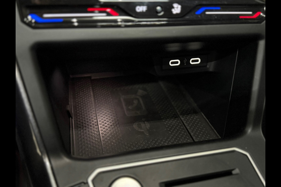 Volkswagen Polo 2.0 TSI GTI | Pano | Matrix LED | 18' inch | Stuurhulp | Camera | Adaptive Cruise |