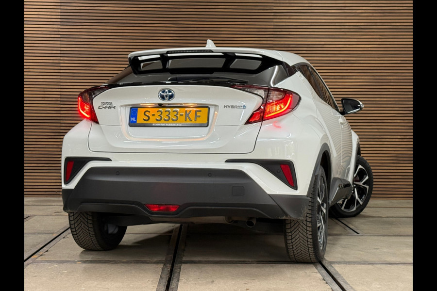 Toyota C-HR 1.8 Hybrid Business Plus | 18' inch | Camera | Carplay | LED | DAB | Adaptive Cruise Control