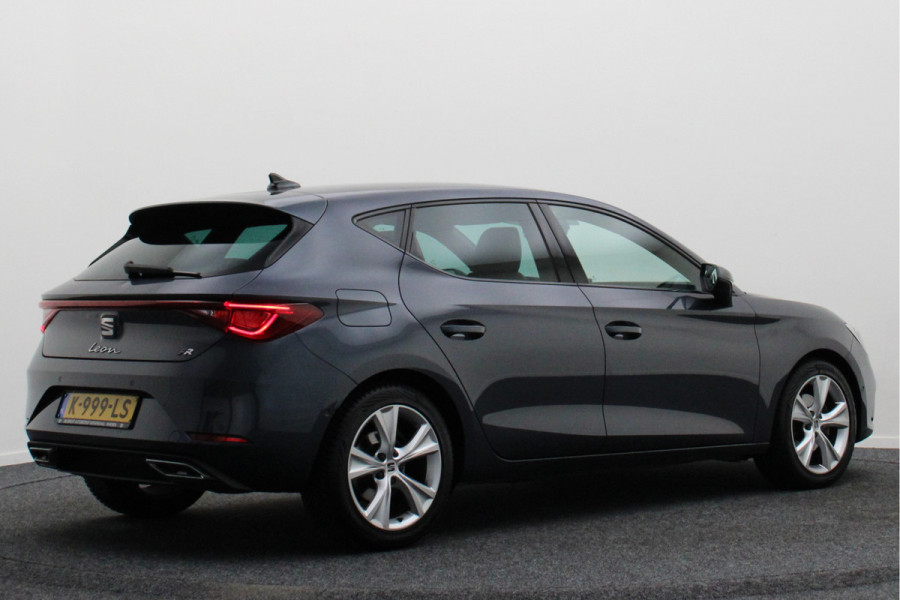 Seat Leon 1.0 TSI FR Launch Edition Virtual Cockpit, ACC, Apple Carplay, Sfeerverlichting, LED, DAB, 17"