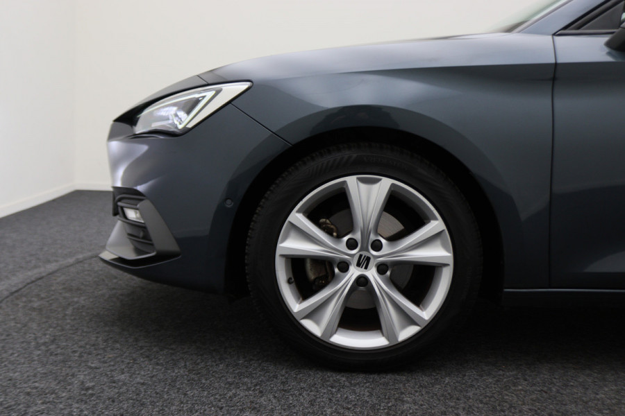 Seat Leon 1.0 TSI FR Launch Edition Virtual Cockpit, ACC, Apple Carplay, Sfeerverlichting, LED, DAB, 17"