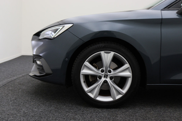 Seat Leon 1.0 TSI FR Launch Edition Virtual Cockpit, ACC, Apple Carplay, Sfeerverlichting, LED, DAB, 17"