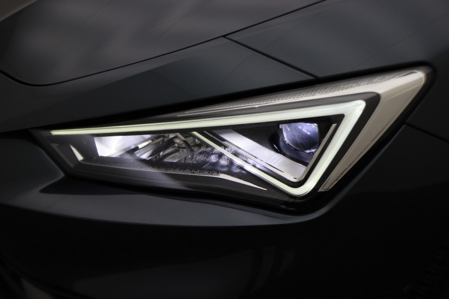 Seat Leon 1.0 TSI FR Launch Edition Virtual Cockpit, ACC, Apple Carplay, Sfeerverlichting, LED, DAB, 17"