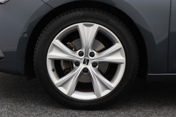 Seat Leon 1.0 TSI FR Launch Edition Virtual Cockpit, ACC, Apple Carplay, Sfeerverlichting, LED, DAB, 17"