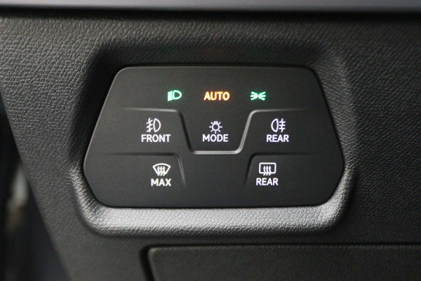 Seat Leon 1.0 TSI FR Launch Edition Virtual Cockpit, ACC, Apple Carplay, Sfeerverlichting, LED, DAB, 17"