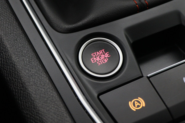 Seat Leon 1.0 TSI FR Launch Edition Virtual Cockpit, ACC, Apple Carplay, Sfeerverlichting, LED, DAB, 17"