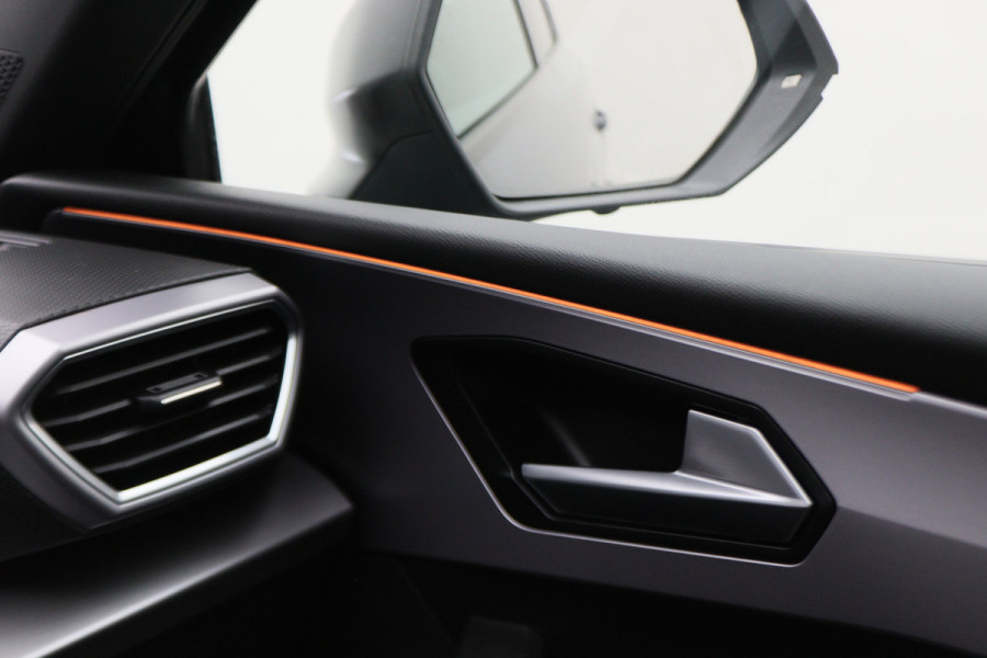 Seat Leon 1.0 TSI FR Launch Edition Virtual Cockpit, ACC, Apple Carplay, Sfeerverlichting, LED, DAB, 17"