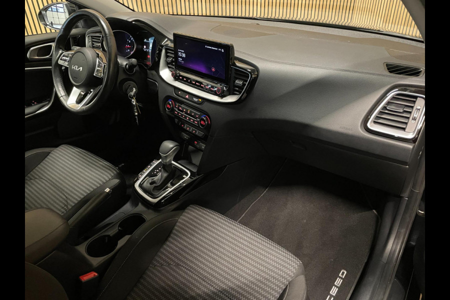 Kia Ceed Sportswagon 1.5 T-GDi DynamicLine|160PK|AUTOMAAT|CARPLAY+ANDROID|STOEL+STUURVERW|CAMERA|CLIMA+CRUISE CTRL|1e EIG.|IN.BTW|