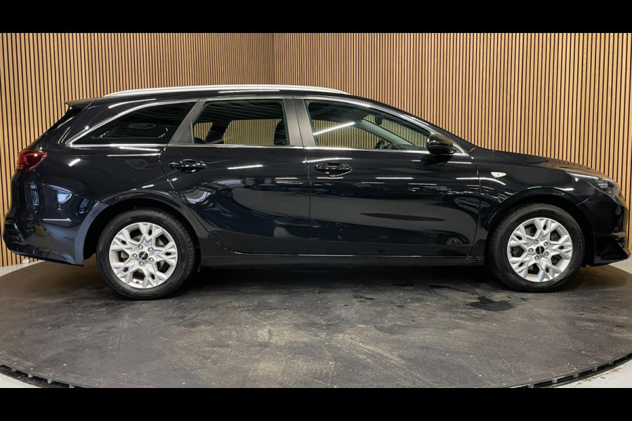 Kia Ceed Sportswagon 1.5 T-GDi DynamicLine|160PK|AUTOMAAT|CARPLAY+ANDROID|STOEL+STUURVERW|CAMERA|CLIMA+CRUISE CTRL|1e EIG.|IN.BTW|