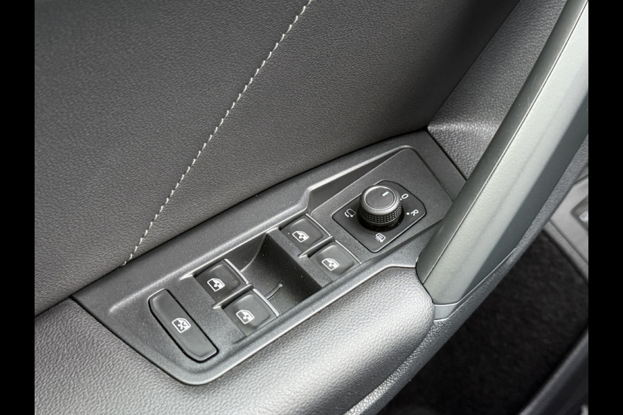 Volkswagen Tiguan 1.4 TSI eHybrid R-Line Bns | Pano | ACC | Matrix LED | Winter Pack | Camera