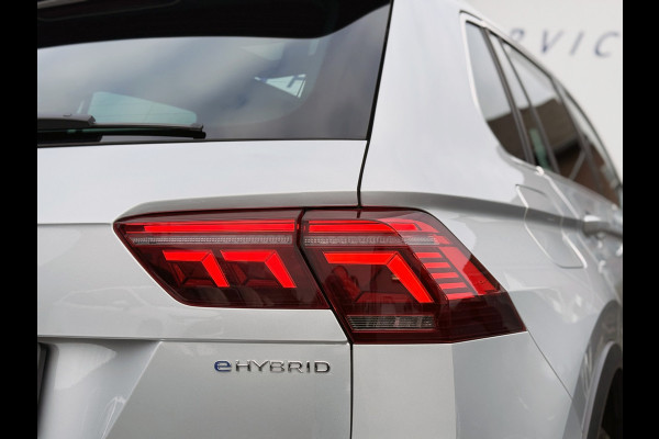Volkswagen Tiguan 1.4 TSI eHybrid R-Line Bns | Pano | ACC | Matrix LED | Winter Pack | Camera