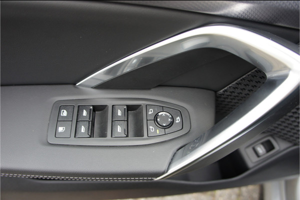 BMW X1 xDrive30e M Sportpakket Pro, Panoramadak,