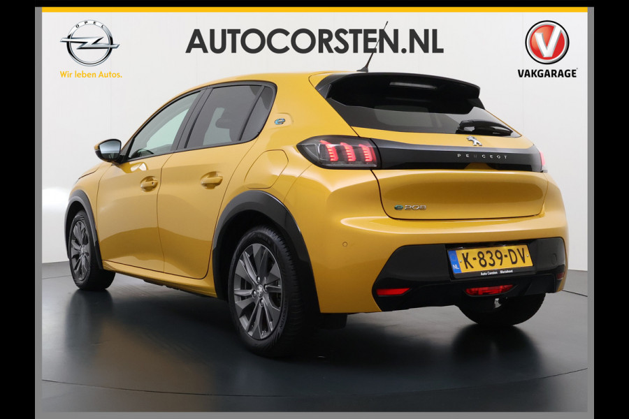 Peugeot e-208 EV 50kWh Navi 360°Camera Apple Carplay Android 1/2 Leer Ecc Cruise Control Allure SOH 90% Lmv 16" Led lane Assist DAB Bluetooth Regen-Lichtsensor Isofix Keyless 1e Eigenaar Origineel Nederlandse Auto
