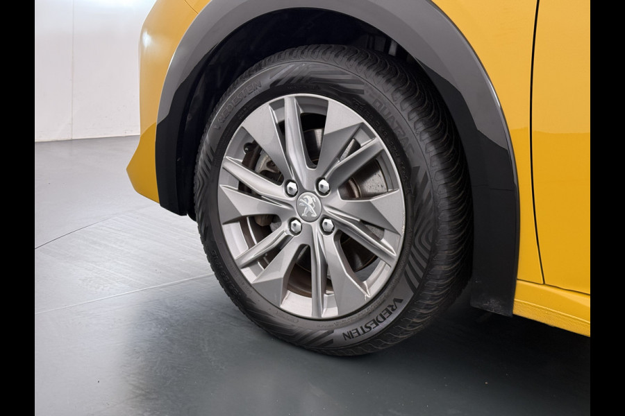 Peugeot e-208 EV 50kWh Navi 360°Camera Apple Carplay Android 1/2 Leer Ecc Cruise Control Allure SOH 90% Lmv 16" Led lane Assist DAB Bluetooth Regen-Lichtsensor Isofix Keyless 1e Eigenaar Origineel Nederlandse Auto