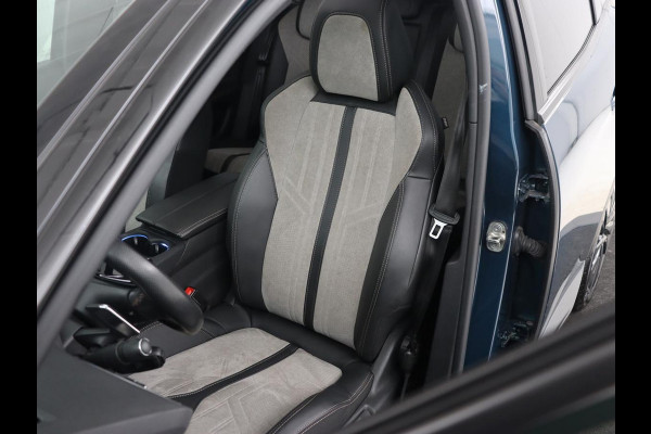 Peugeot 3008 1.6 HYbrid 225 GT Line | Panoramadak | Leder/Alcantara | Stoelverwarming | Camera | Carplay | Adaptive cruise | Navigatie | Keyless | Full LED | 19'' | Sfeerverlichting | PHEV | Plug In