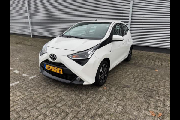 Toyota Aygo 1.0 VVT-i x-JBL,Carplay,achteruitrijcamera,airco,lm velgen