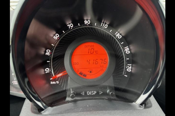 Toyota Aygo 1.0 VVT-i x-JBL,Carplay,achteruitrijcamera,airco,lm velgen