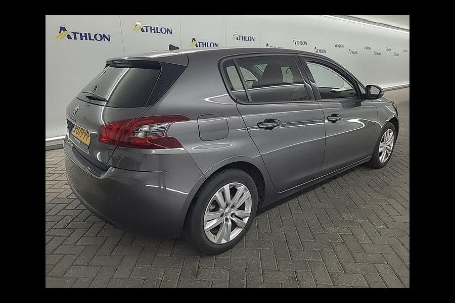 Peugeot 308 1.2 PureTech Executive | Panorama | Navi | Camera |