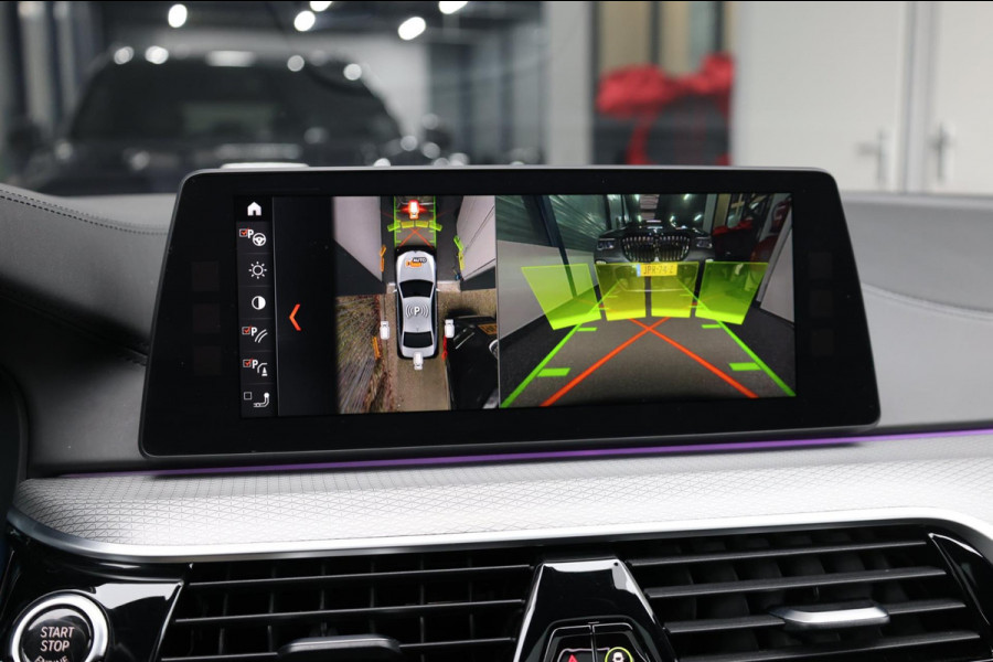 BMW 5 Serie M550i xDrive BOWERS&WILKINS/NIGHT/SOFTCLOSE/LEER+MASSAGE/20"/360 CAM/ACC/ECC/12 MND GARANTIE!