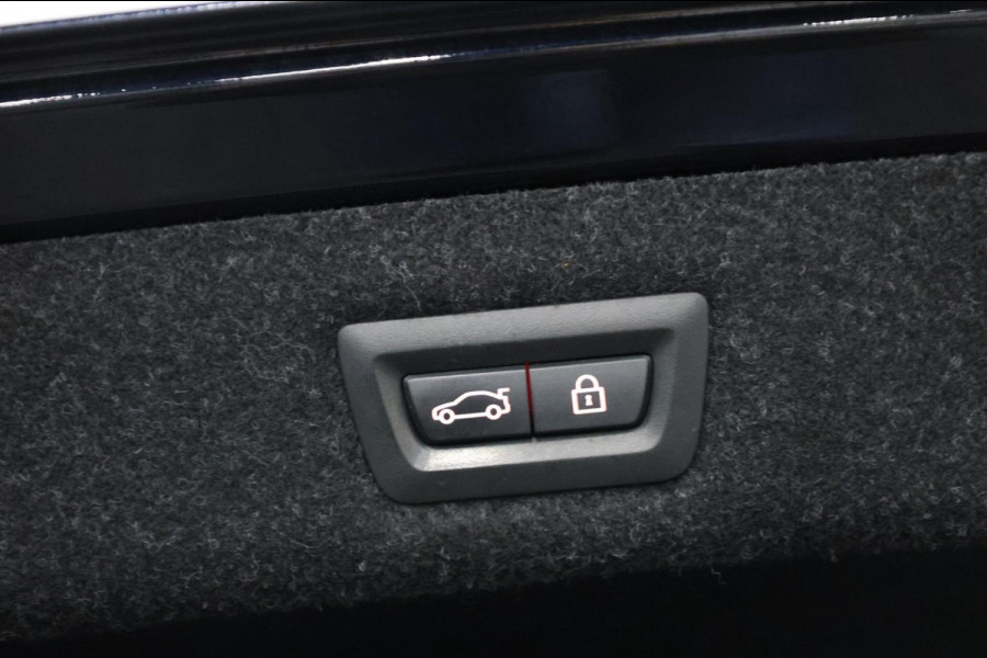 BMW 5 Serie M550i xDrive BOWERS&WILKINS/NIGHT/SOFTCLOSE/LEER+MASSAGE/20"/360 CAM/ACC/ECC/12 MND GARANTIE!