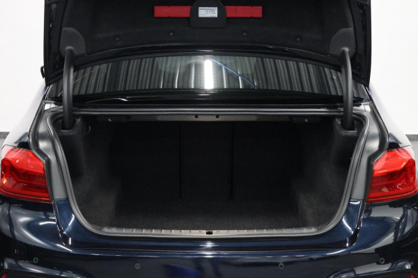 BMW 5 Serie M550i xDrive BOWERS&WILKINS/NIGHT/SOFTCLOSE/LEER+MASSAGE/20"/360 CAM/ACC/ECC/12 MND GARANTIE!