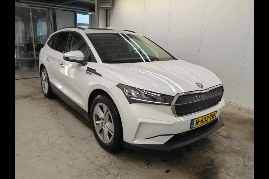 Škoda ENYAQ iV 60 | Trekhaak | Panorama | Navi |