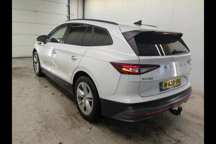 Škoda ENYAQ iV 60 | Trekhaak | Panorama | Navi |