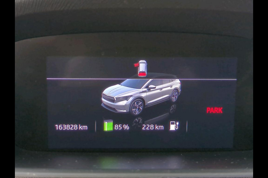 Škoda ENYAQ iV 60 | Trekhaak | Panorama | Navi |