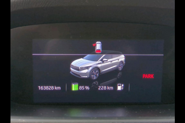 Škoda ENYAQ iV 60 | Trekhaak | Panorama | Navi |