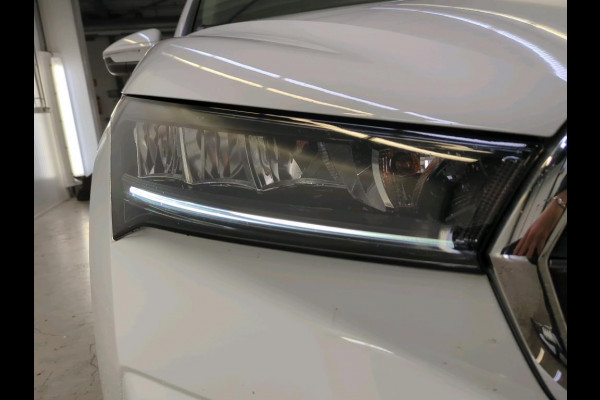 Škoda ENYAQ iV 60 | Trekhaak | Panorama | Navi |