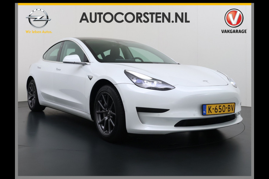 Tesla Model 3 SR Plus 325PK Lmv 18" AutoPilot FSD-3 Leder Pano-dak Adaptive-Cruise Camera's Elektr.-Stuur+Stoelen+Spiegels+Geheugen+Easy-Entry Navi LED Comfortstoelen ACC DAB Voorverwarmen interieur via App Keyless One-Pedal-Drive 1e Eigenaar Origineel Nederlandse Auto