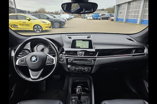 BMW X1 sDrive18i | Trekhaak | Lederen Bekleding | Panoramadak | Cruise Control | Climate Control | 1.700 kg trekgewicht!
