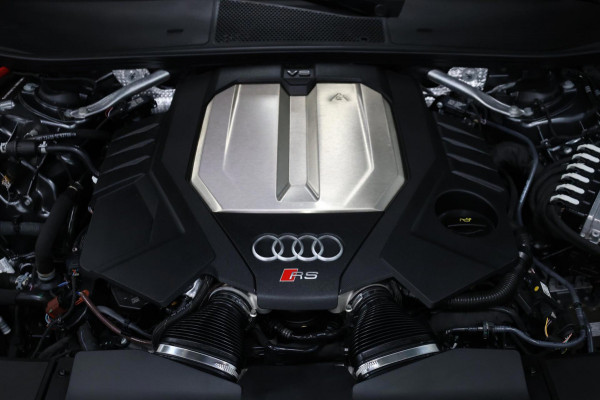Audi RS7 Sportback 4.0 TFSI quattro 750+-PK KERAMISCH/4-WIEL.B/3D B&O/VIRTUAL/SFEER/PANO/22"LMV/360/LINE/ACC/12 MDN GARANTIE!