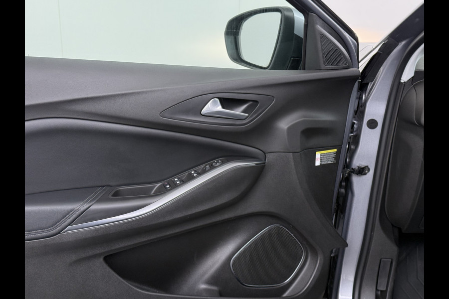 Opel Grandland X T-131PK Navi Ecc Apple Carplay Android Business Executive Cruise Control Pdc DAB+ Elek.Achterklep Isofix Bluetooth Lane Assist Privacy Glas Wifi Keurig onderhouden Opel Grandland Distributie bij 94.dkm vervangen! Laatste beurt bij 116dkm