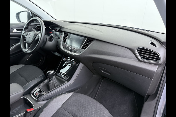 Opel Grandland X T-131PK Navi Ecc Apple Carplay Android Business Executive Cruise Control Pdc DAB+ Elek.Achterklep Isofix Bluetooth Lane Assist Privacy Glas Wifi Keurig onderhouden Opel Grandland Distributie bij 94.dkm vervangen! Laatste beurt bij 116dkm
