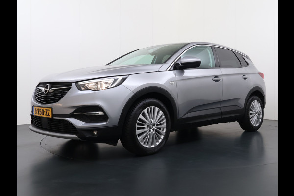 Opel Grandland X T-131PK Navi Ecc Apple Carplay Android Business Executive Cruise Control Pdc DAB+ Elek.Achterklep Isofix Bluetooth Lane Assist Privacy Glas Wifi Keurig onderhouden Opel Grandland Distributie bij 94.dkm vervangen! Laatste beurt bij 116dkm