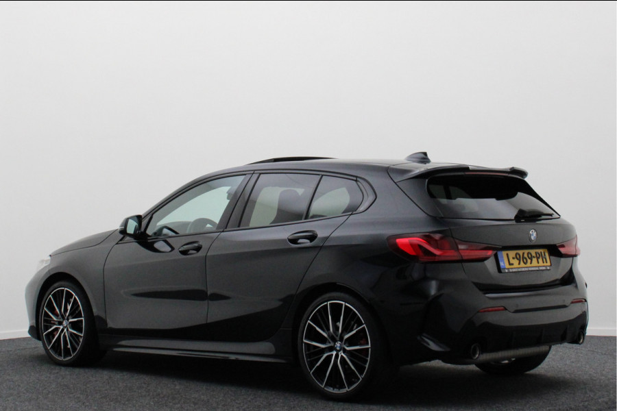 BMW 1-serie 128ti Business Edition M Sport Panoramadak, M-Sportstoelen, Stoelverwarming, LED, Apple Carplay, 19"