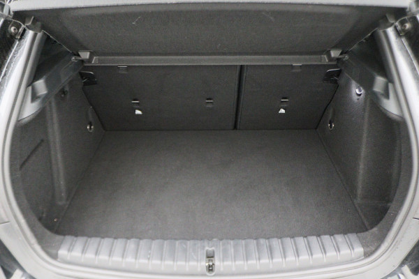 BMW 1-serie 128ti Business Edition M Sport Panoramadak, M-Sportstoelen, Stoelverwarming, LED, Apple Carplay, 19"