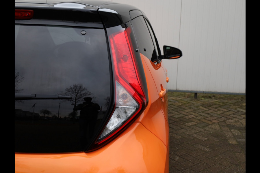 Toyota Aygo 1.0 VVT-i x-cite | Carplay | Airco | NL Auto