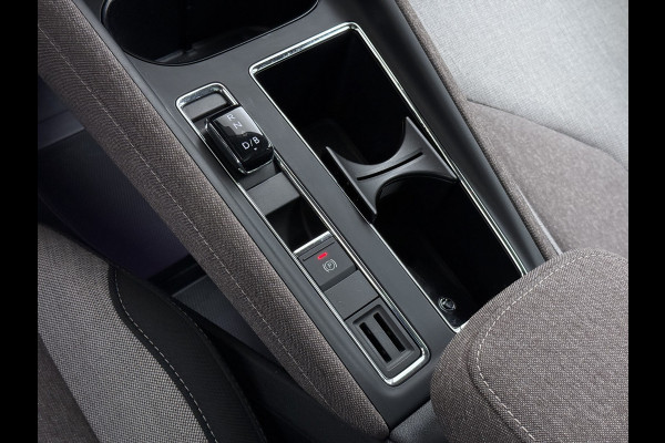 Škoda ENYAQ iV 80 Pano-Dak Adap.Cruise Trekhaak 360°Camera Elek.Stoelen+Memory+Verwarmd Apple Carplay Android Head-Up Display Led Stuur+Achterbankverwarming Elek.Achterklep Keyless advanced SOH 92% Zeer compleet! 1.000kg trekvermogen! 3-fase-11kw-thuisladen