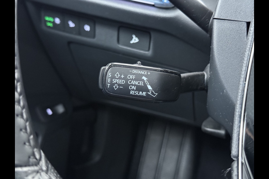 Škoda ENYAQ iV 80 Pano-Dak Adap.Cruise Trekhaak 360°Camera Elek.Stoelen+Memory+Verwarmd Apple Carplay Android Head-Up Display Led Stuur+Achterbankverwarming Elek.Achterklep Keyless advanced SOH 92% Zeer compleet! 1.000kg trekvermogen! 3-fase-11kw-thuisladen