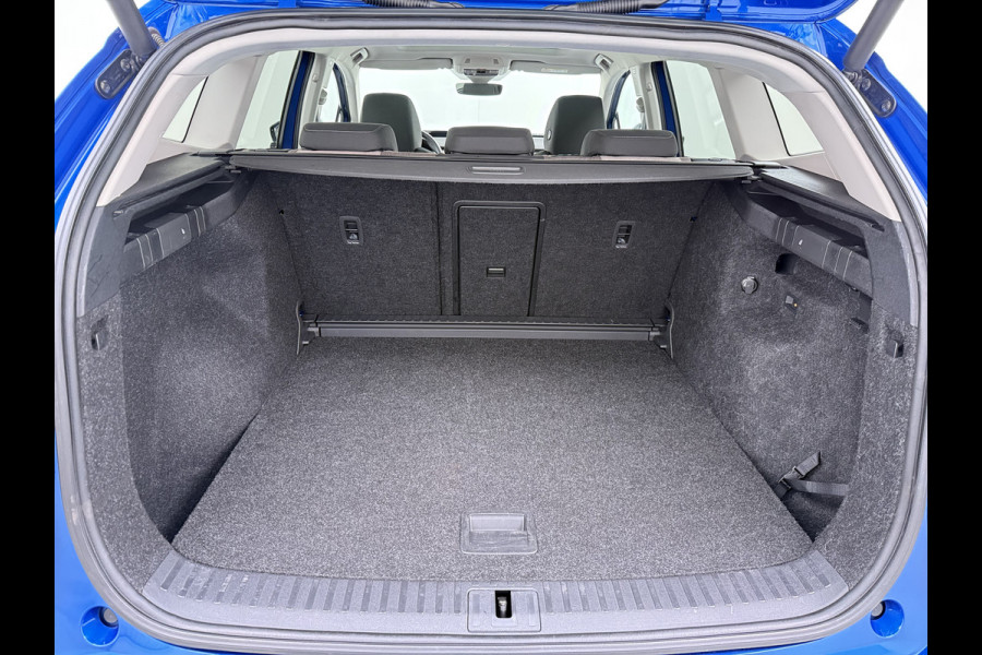 Škoda ENYAQ iV 80 Pano-Dak Adap.Cruise Trekhaak 360°Camera Elek.Stoelen+Memory+Verwarmd Apple Carplay Android Head-Up Display Led Stuur+Achterbankverwarming Elek.Achterklep Keyless advanced SOH 92% Zeer compleet! 1.000kg trekvermogen! 3-fase-11kw-thuisladen