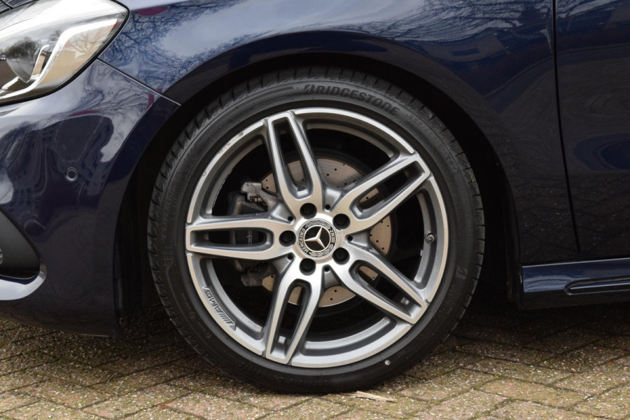 Mercedes-Benz A-Klasse 180 Bus.Solution AMG|Cam.|Carplay|Stoelverwarm.