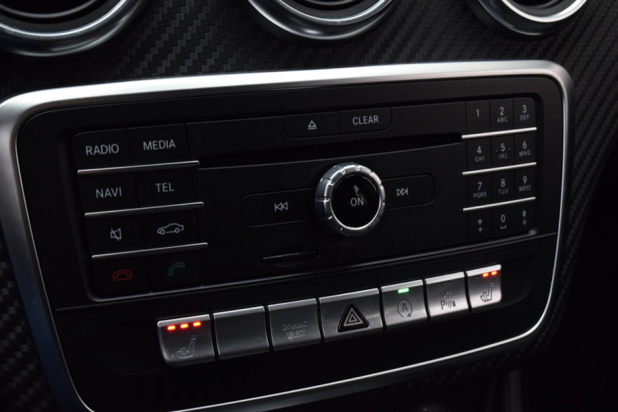 Mercedes-Benz A-Klasse 180 Bus.Solution AMG|Cam.|Carplay|Stoelverwarm.