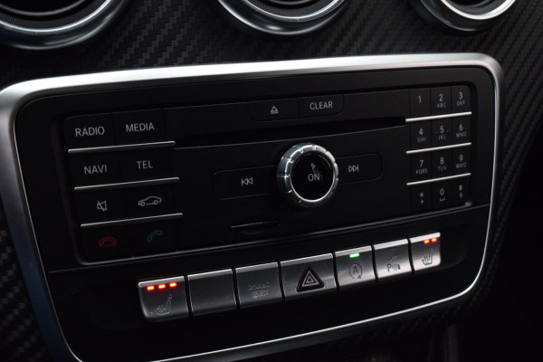 Mercedes-Benz A-Klasse 180 Bus.Solution AMG|Cam.|Carplay|Stoelverwarm.