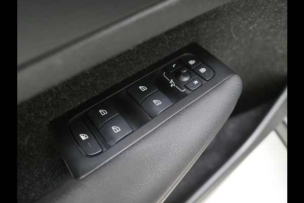 Volvo XC40 1.5 T5 Recharge R-Design | Panoramadak | Pilot Assist | Leder | Keyless | Camera | Memory | Carplay